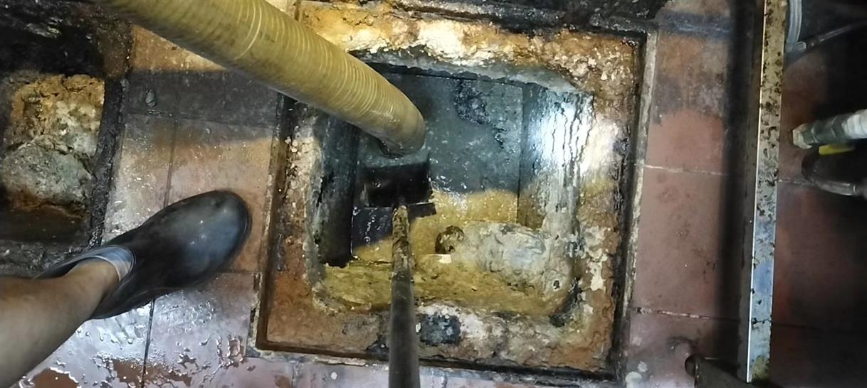 兴隆华侨农场污水池清理一般都有毒气，怎么预防中毒呢？