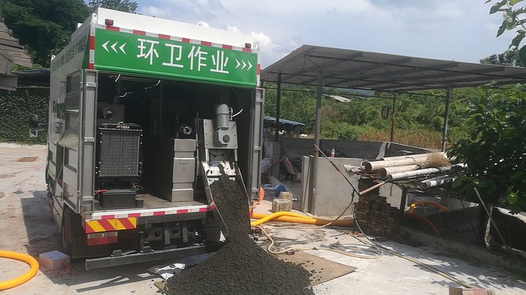 兴隆华侨农场污泥干湿分离技术