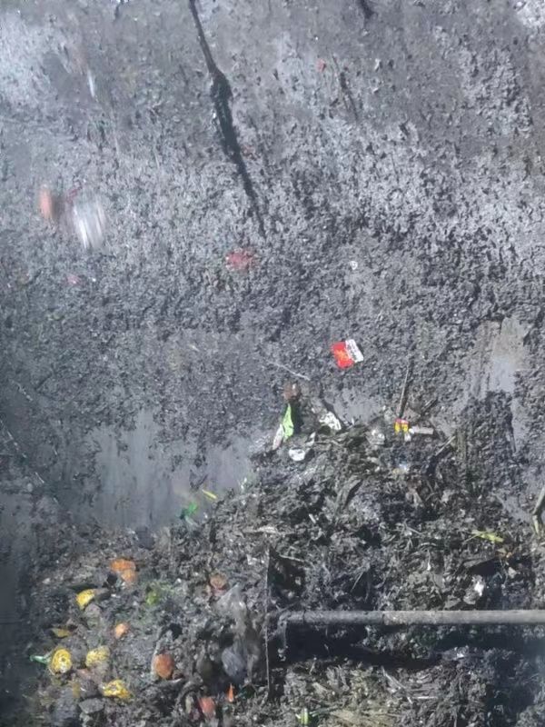 兴隆华侨农场污水池清理